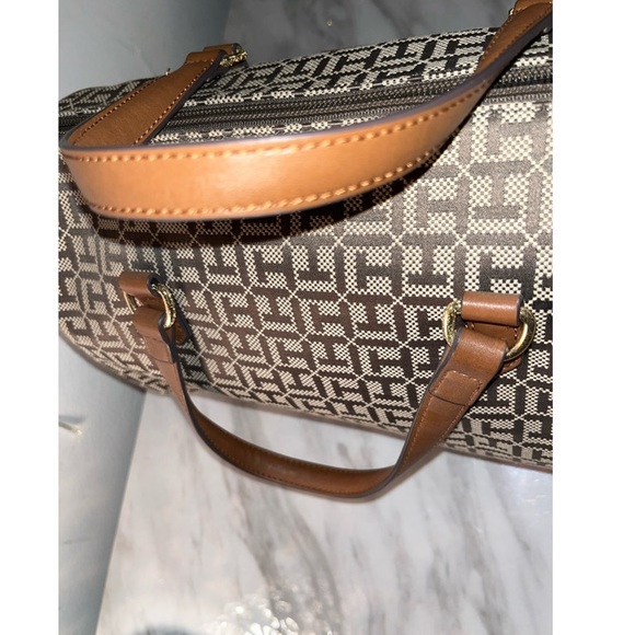 🚨 TOMMY HILFIGER Women’s Brown Small Handbag Excellent Condition - Picture 4 of 8